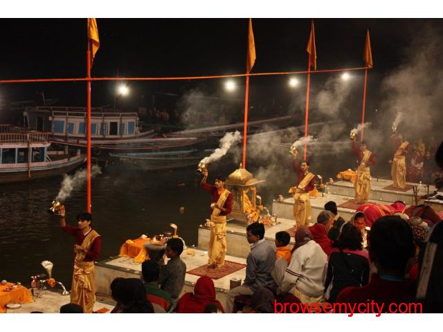 Dashashwamedh Ghat Ganga Aarti - 1/1