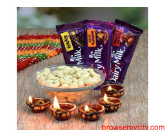 Send Diwali Gifts for Boyfriend Online via OyeGifts, Get Best Offers