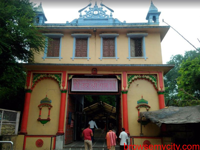 Miraculous Temple of Lord Hanuman - 281851