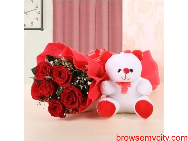 Online Flower Delivery in Lucknow via OyeGifts, Get Express Delivery - 1/5