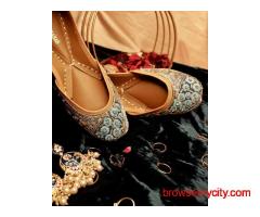 Elegant Bridal Juttis Designed For Comfort Beauty And Grand Wedding Moments