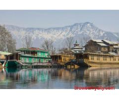 Srinagar Delights 4 Nights 5 days starting from 18000/- Per Person